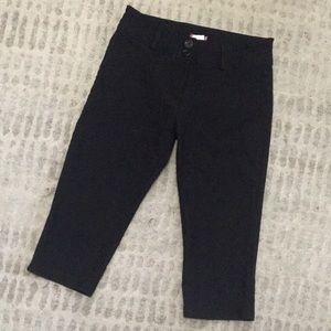 Juniors - Capri Pants